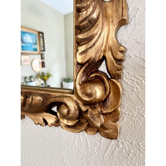 1970's Ornate Rococo style Gold Rectangular Mirror - Picture 3 of 9